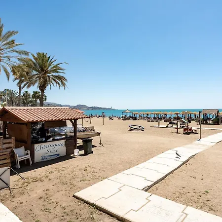 Malagasuite Malagueta Beach & Sun מאלגה